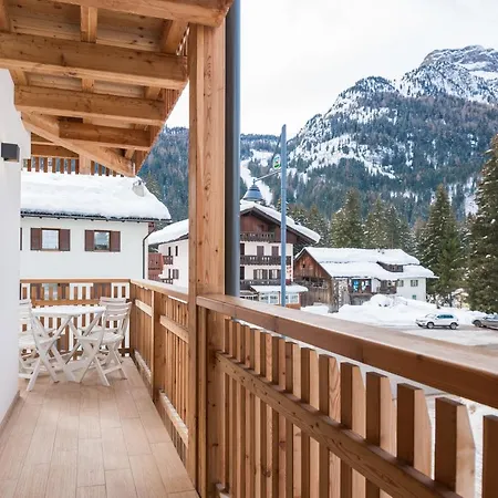 Piccola Cesa Canazei